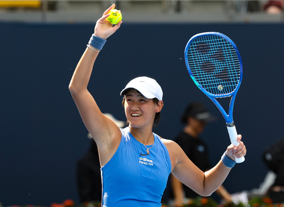 后与观众互 后与观众互