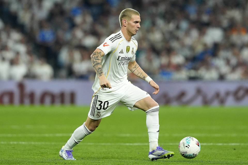 德罗, 公布之前, px